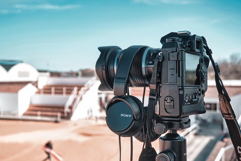 Movie camera
